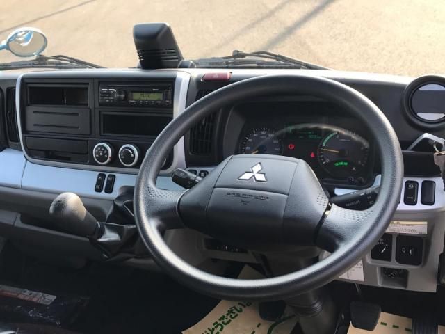 MITSUBISHI CANTER 2022 Image 31