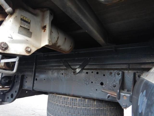 HINO RANGER 2004 Image 31