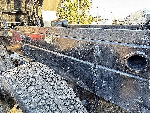 HINO PROFIA 2015 Image 31