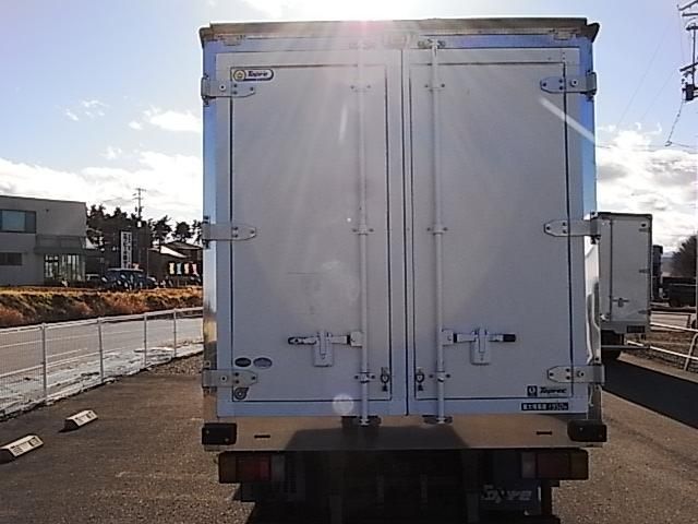 ISUZU ELF 2015 Image 31