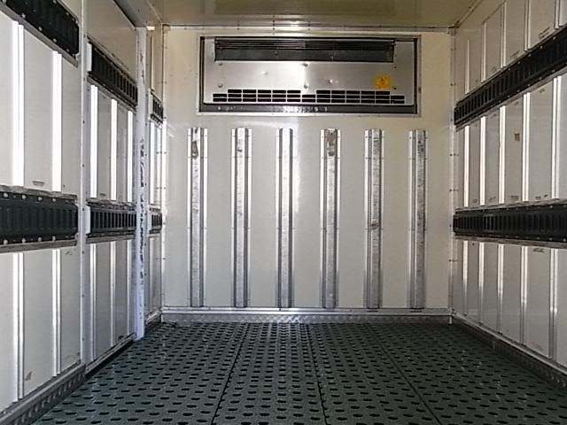 ISUZU ELF 2015 Image 31