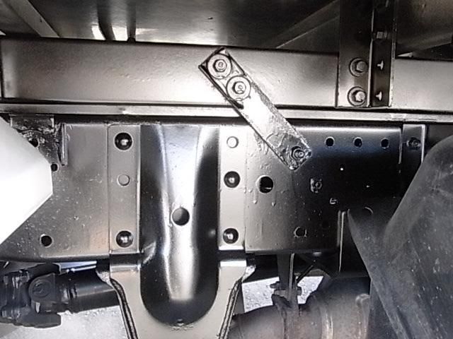 ISUZU ELF 2015 Image 31