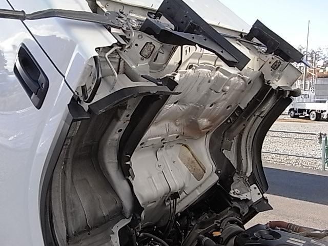 ISUZU ELF 2015 Image 31