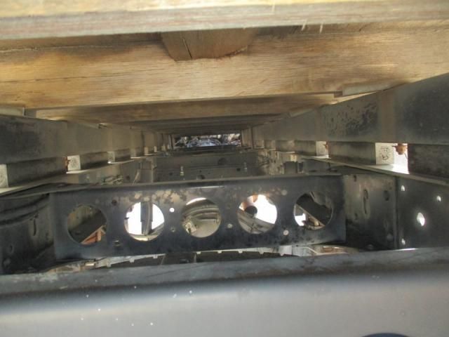 ISUZU ELF 2013 Image 31