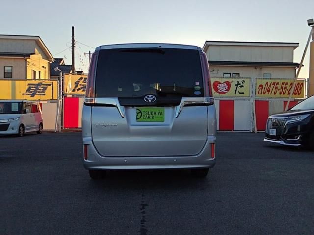 TOYOTA ESQUIRE 2019 Image 31