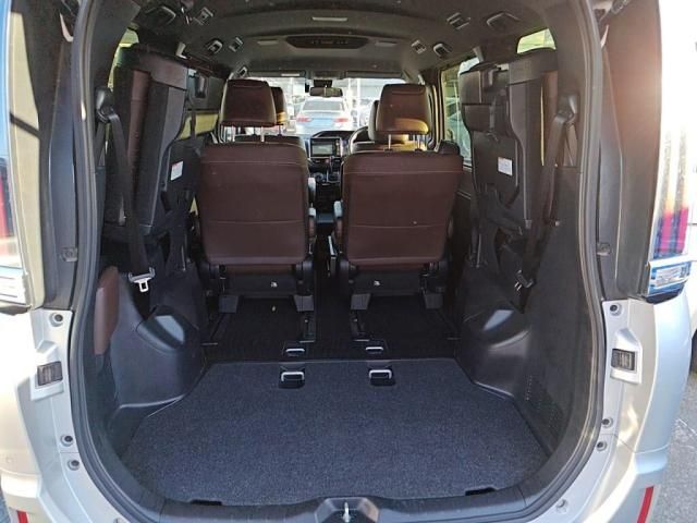 TOYOTA ESQUIRE 2019 Image 31