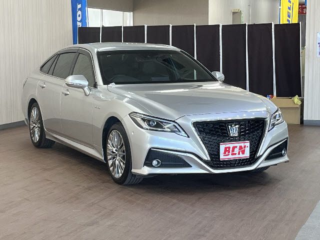 TOYOTA CROWN SEDAN HYBRID 2018 Image 31