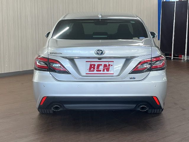 TOYOTA CROWN SEDAN HYBRID 2018 Image 31