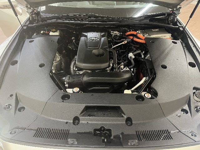 TOYOTA CROWN SEDAN HYBRID 2018 Image 31