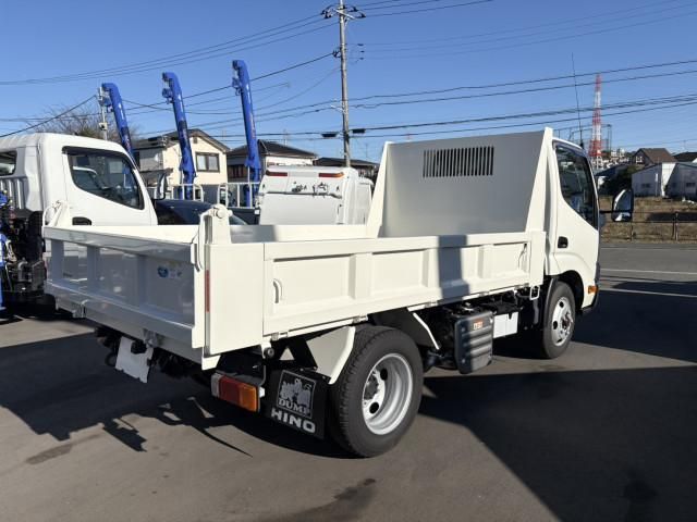 HINO DUTRO 2024 Image 31