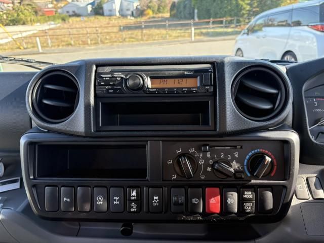 HINO DUTRO 2024 Image 31