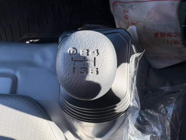 HINO DUTRO 2024 Image 31