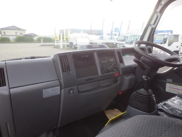 ISUZU ELF 2020 Image 31