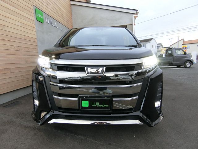 TOYOTA NOAH 2017 Image 31