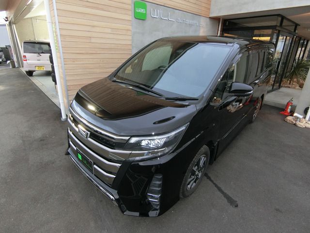 TOYOTA NOAH 2017 Image 31