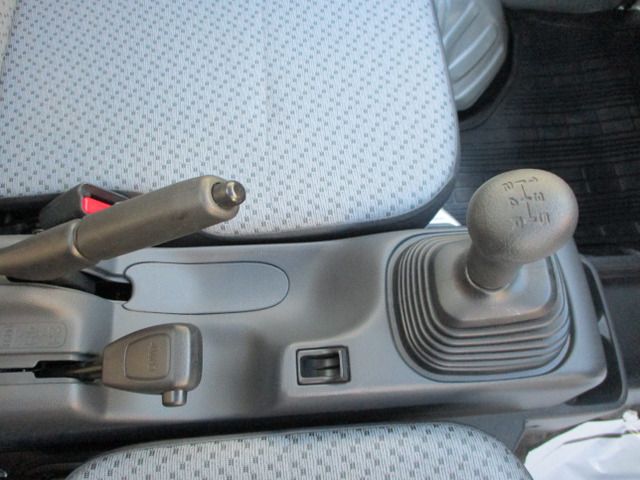 SUZUKI CARRY TRUCK 4WD 2024 Image 31