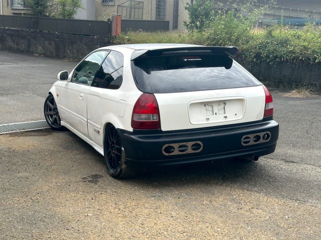 HONDA CIVIC HATCHBACK 2000 Image 31
