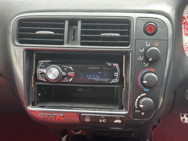 HONDA CIVIC HATCHBACK 2000 Image 31