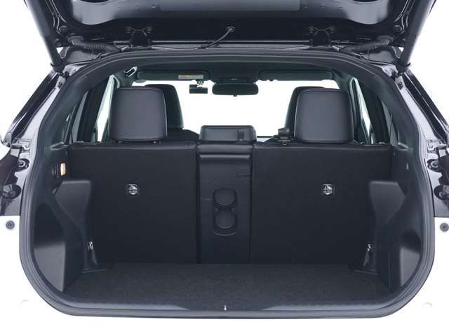 TOYOTA YARIS CROSS 2025 Image 31