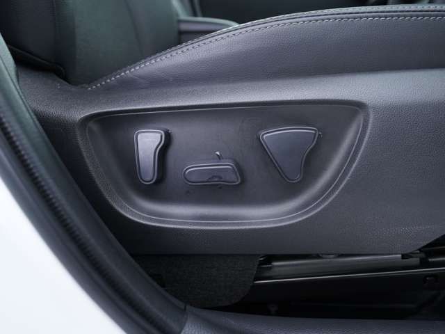 TOYOTA YARIS CROSS 2025 Image 31