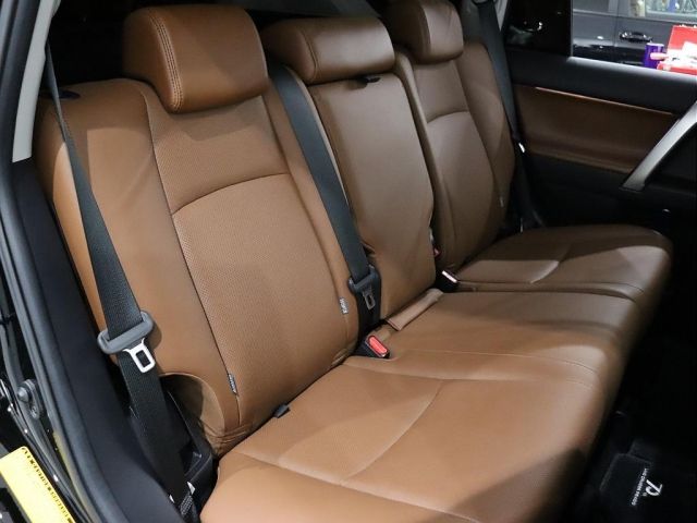 TOYOTA LANDCRUISER PRADO 2022 Image 31