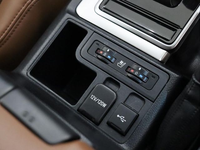 TOYOTA LANDCRUISER PRADO 2022 Image 31