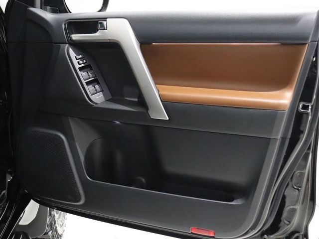 TOYOTA LANDCRUISER PRADO 2022 Image 31