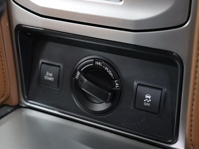 TOYOTA LANDCRUISER PRADO 2022 Image 31