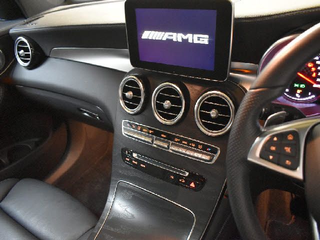 MERCEDES BENZ MERCEDES AMG GLCCLAS 2018 Image 31
