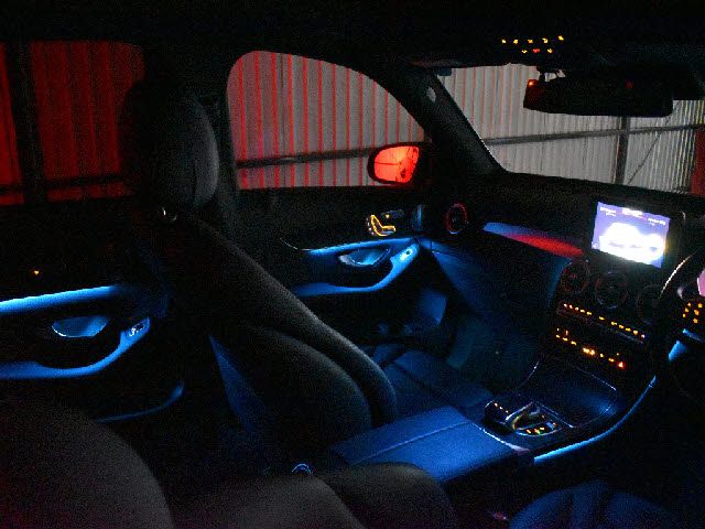 MERCEDES BENZ MERCEDES AMG GLCCLAS 2018 Image 31