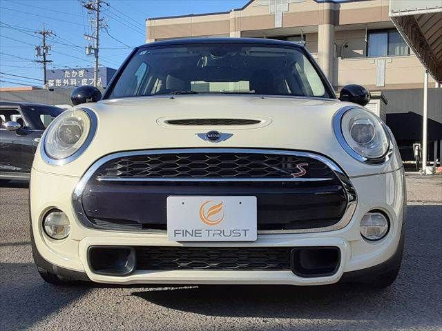 BMW MINI COOPER S 2015 Image 31