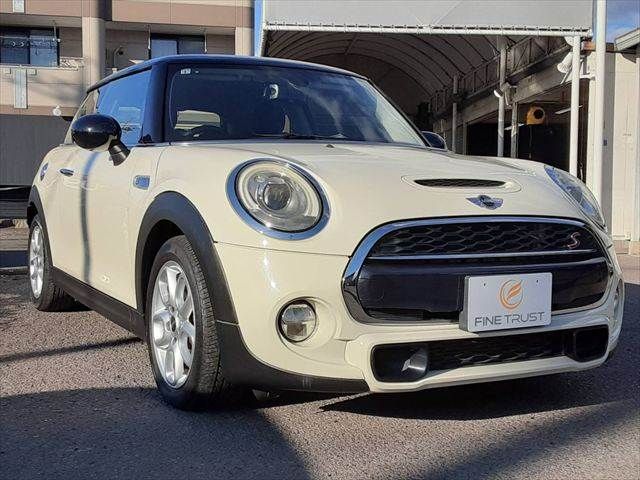 BMW MINI COOPER S 2015 Image 31