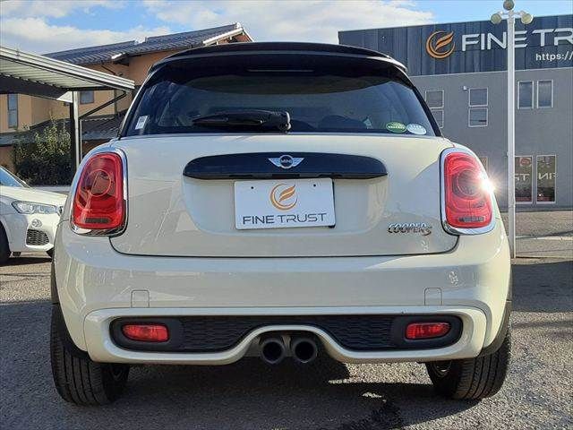 BMW MINI COOPER S 2015 Image 31