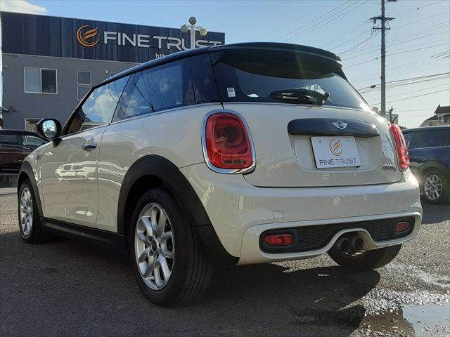 BMW MINI COOPER S 2015 Image 31