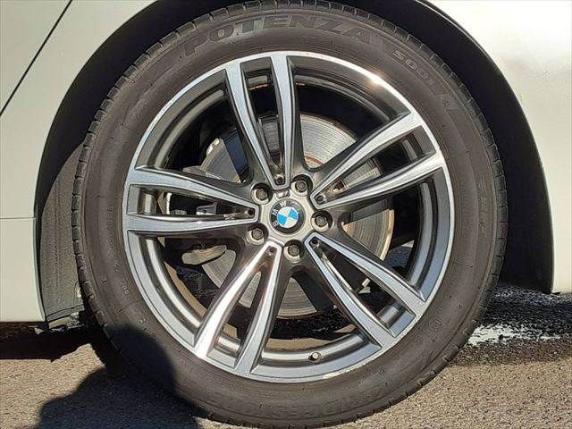 BMW 7SERIES 2016 Image 31