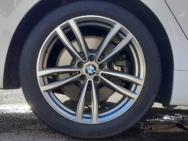 BMW 7SERIES 2016 Image 31