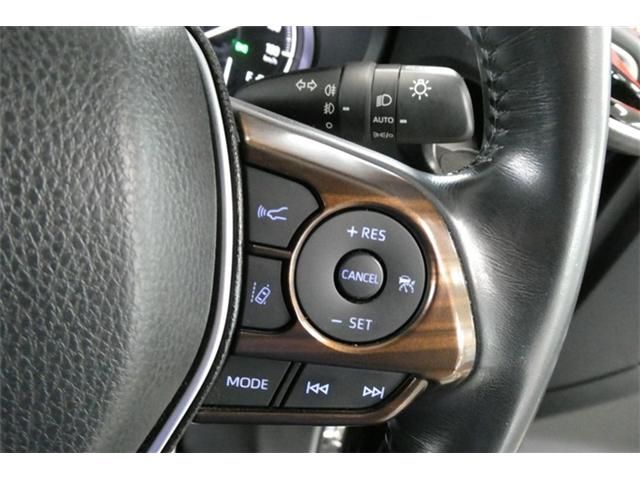 TOYOTA HARRIER 4WD 2022 Image 31