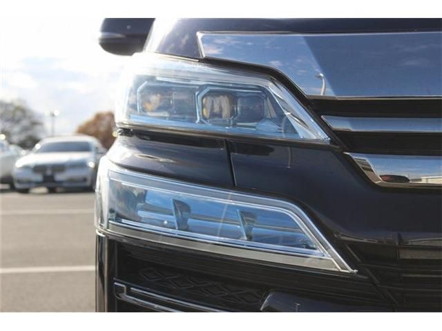 TOYOTA VELLFIRE 2018 Image 31