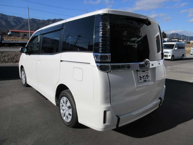 TOYOTA VOXY 4WD 2019 Image 31