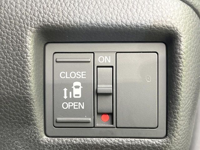 HONDA N BOX CUSTOM 2021 Image 31