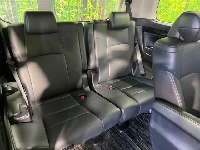 TOYOTA VELLFIRE 2018 Image 31