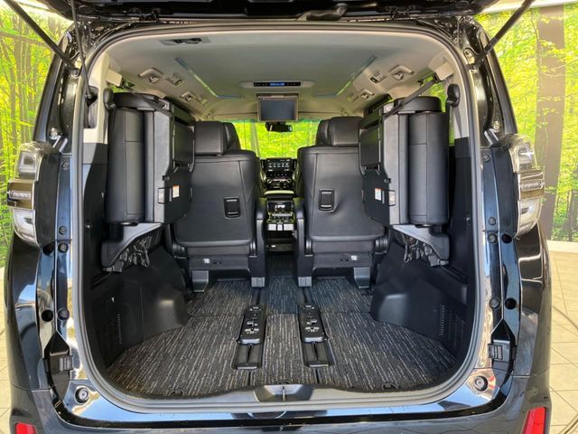 TOYOTA VELLFIRE 2018 Image 31