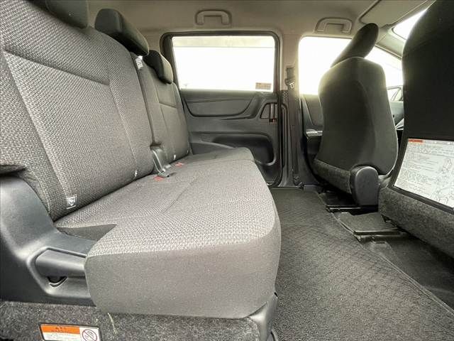 TOYOTA SIENTA 2018 Image 31