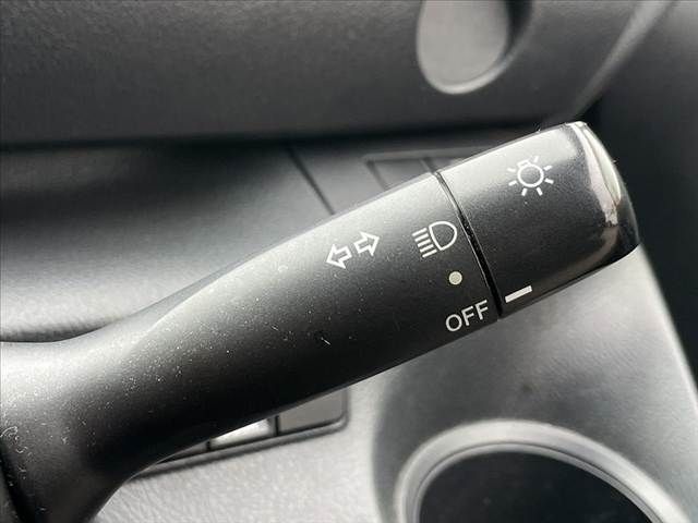 TOYOTA SIENTA 2018 Image 31