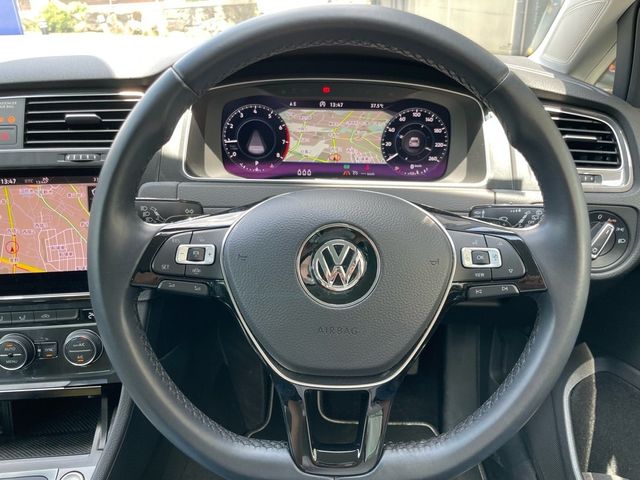 VOLKSWAGEN GOLF VARI 2019 Image 31