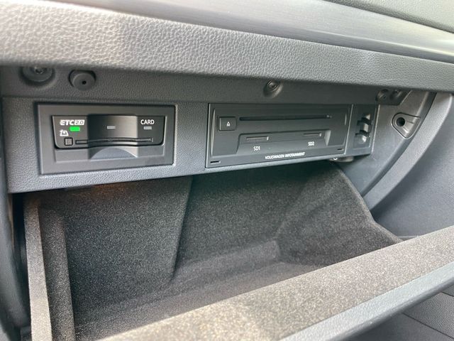 VOLKSWAGEN GOLF VARI 2019 Image 31