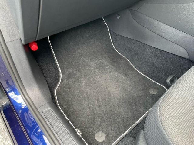 VOLKSWAGEN GOLF VARI 2019 Image 31