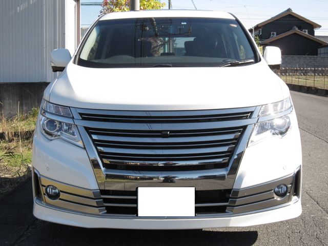 NISSAN ELGRAND 2018 Image 31