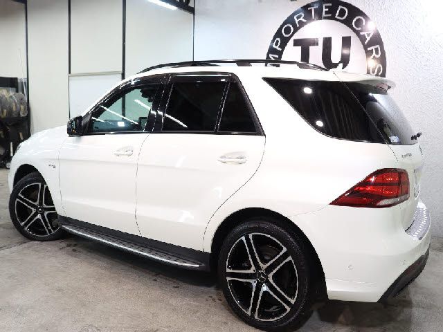 MERCEDES BENZ MERCEDES AMG GLE CLA 2017 Image 31