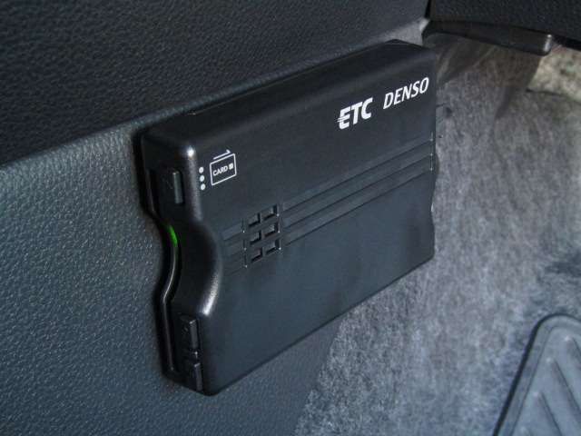 TOYOTA YARIS HYBRID 2021 Image 31